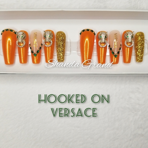 Shanda Grand Other - Lux Press-On Nail Set ( Coffin Shape)